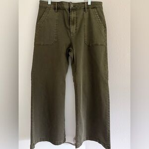 Kut from the Kloth Women's Cropped Pants in Olive